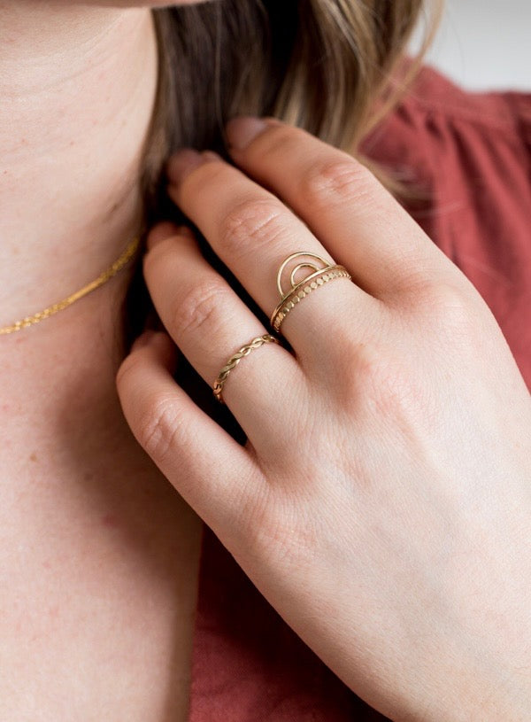 Double Arch Ring
