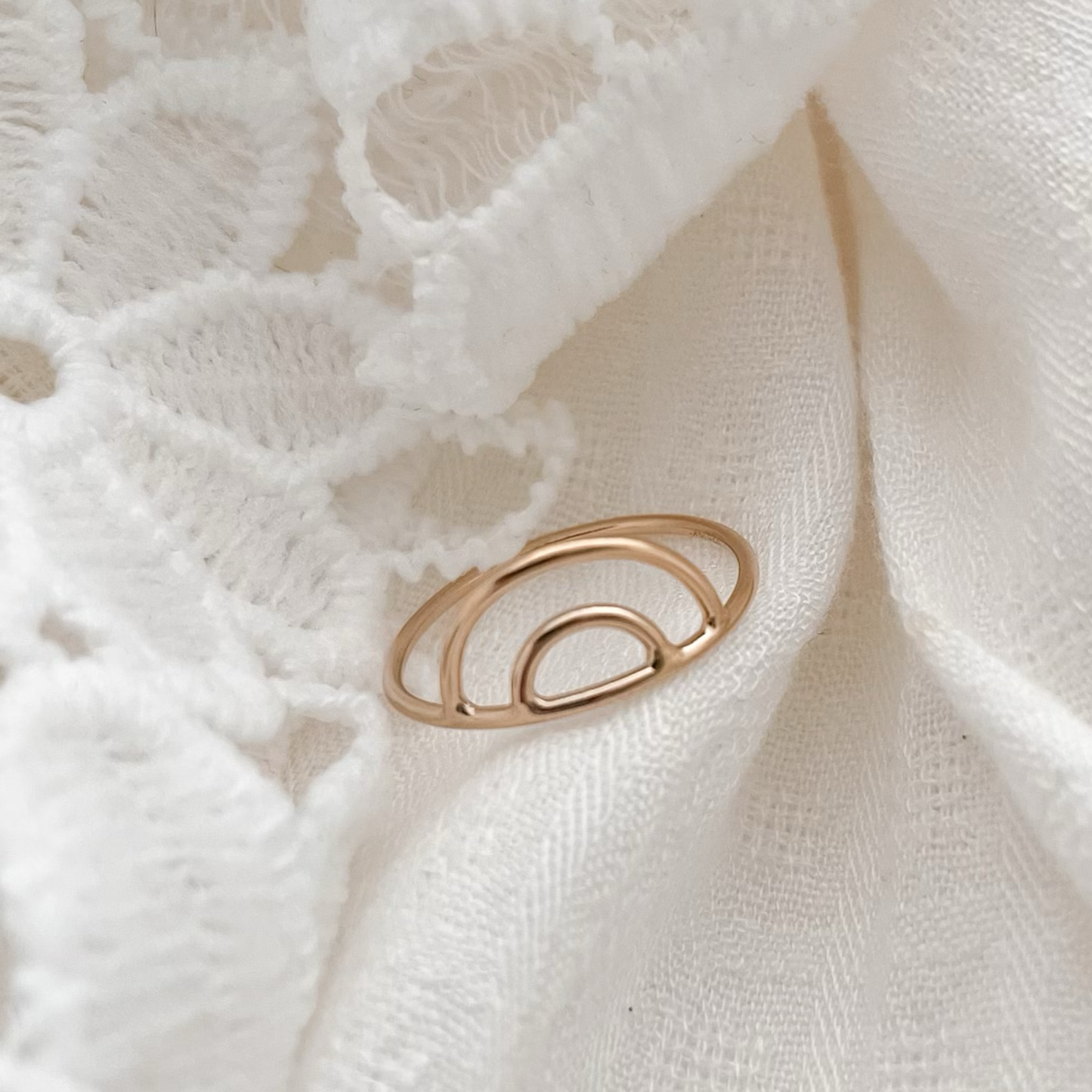 Double Arch Ring